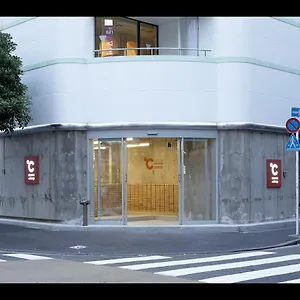 2* Kapselhotel Do-c Gotanda